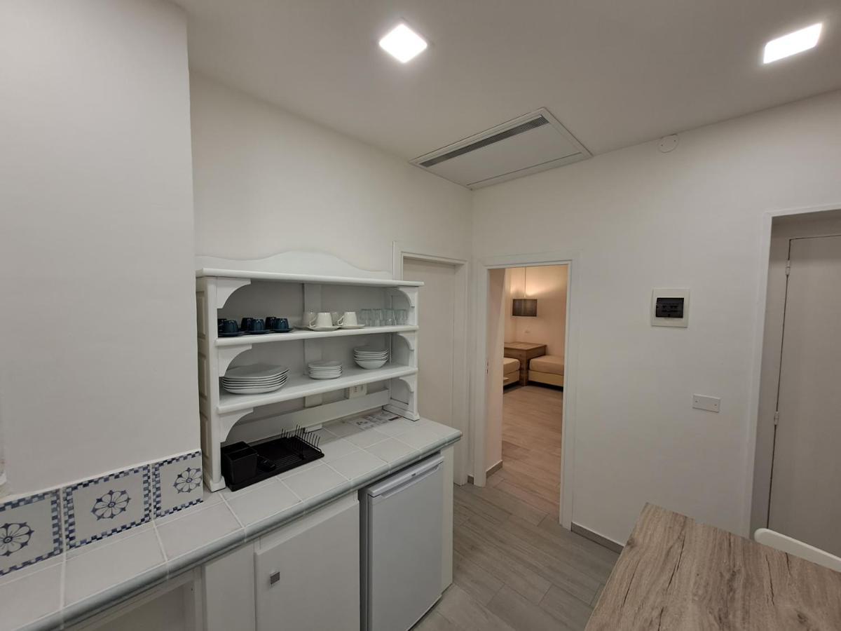 Le Roccette Mare Beach Hotel & Restaurant トロペーア エクステリア 写真