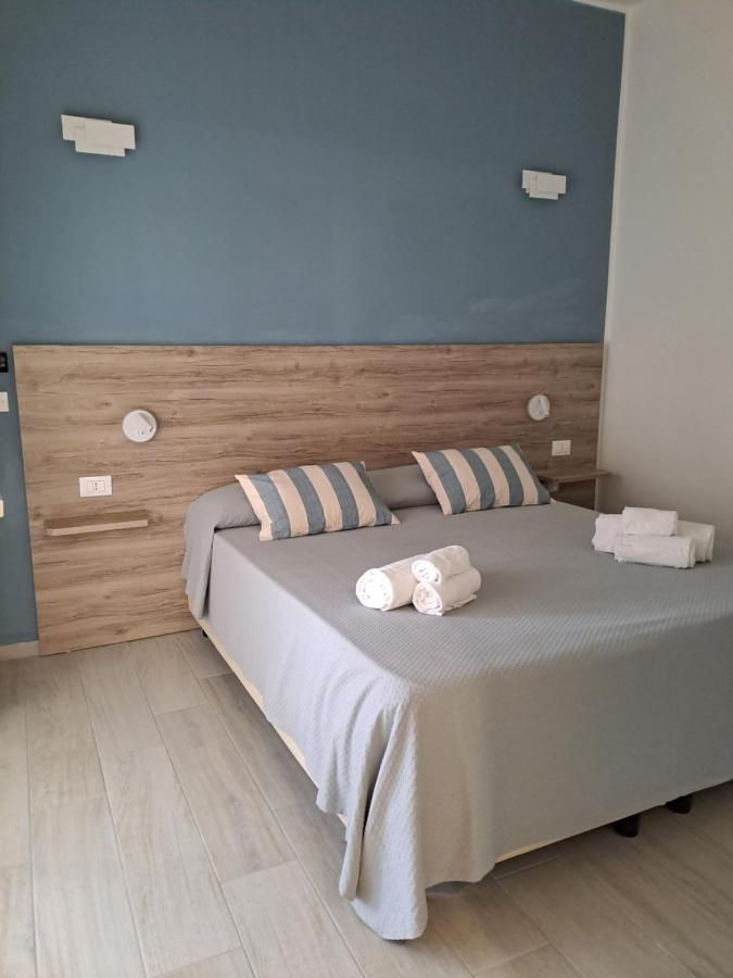 Le Roccette Mare Beach Hotel & Restaurant トロペーア エクステリア 写真