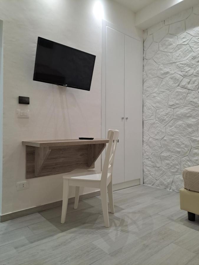 Le Roccette Mare Beach Hotel & Restaurant トロペーア エクステリア 写真