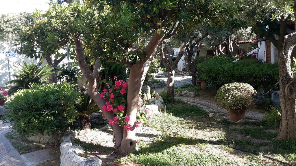 Le Roccette Mare Beach Hotel & Restaurant トロペーア エクステリア 写真
