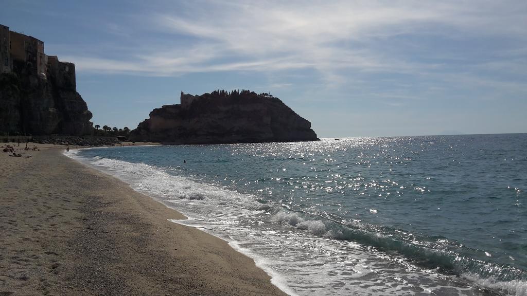 Le Roccette Mare Beach Hotel & Restaurant トロペーア エクステリア 写真