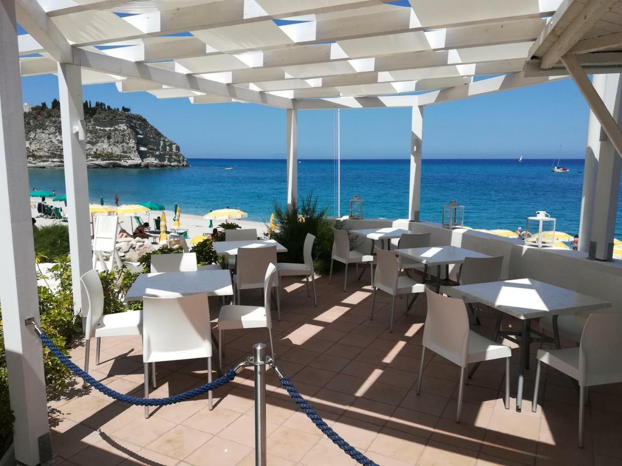 Le Roccette Mare Beach Hotel & Restaurant トロペーア エクステリア 写真